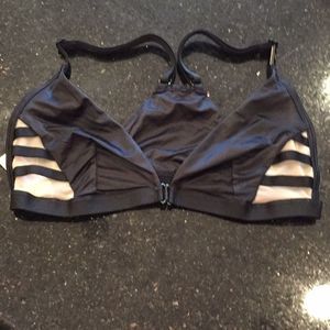 Xtra Small Victoria Secrets clip front Bra NWT